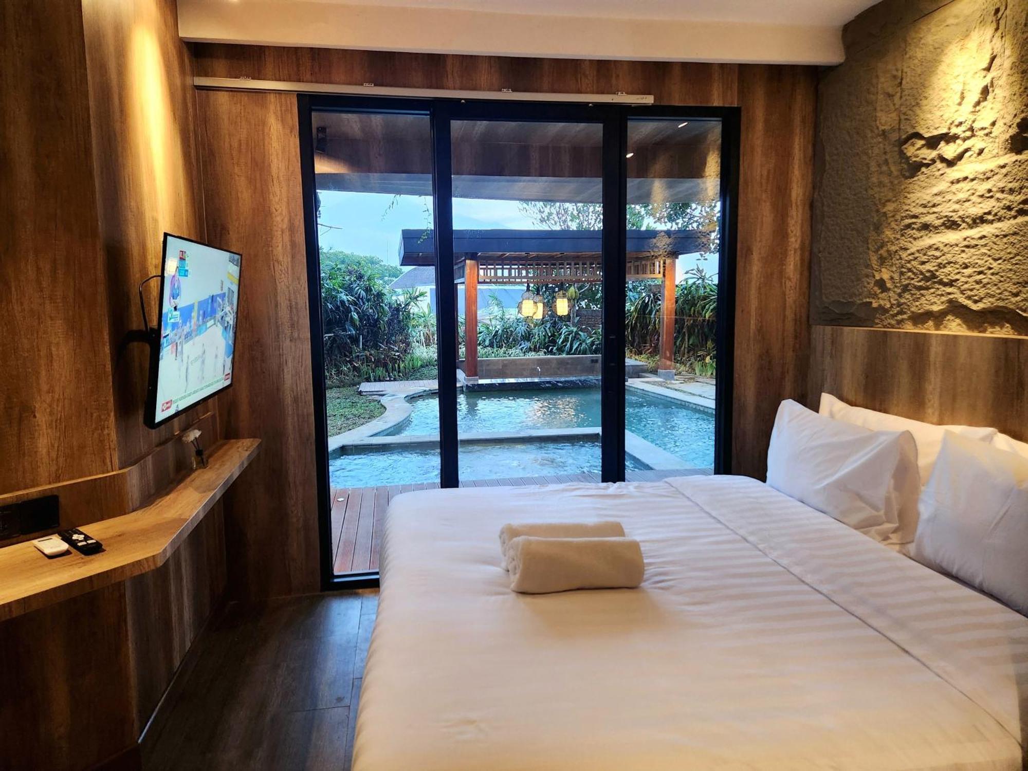 Villa 4-Br Klub Bunga No 4 Batu Malang Ngoại thất bức ảnh